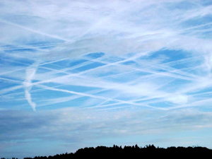 ChemtrailsSaubererHimmel_1.jpg